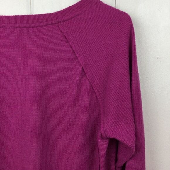 Wildfox Haley Brushed Purple V-Neck, Small - Picture 11 of 12